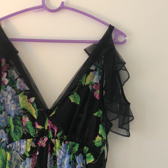 New Betsey Johnson sheer floral rosette ruffle cold shoulder flutter sleeve slip - Picture 8 of 11